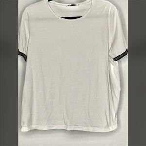 ✨Zara✨ Basic tee with sleeve detail! Size Large!